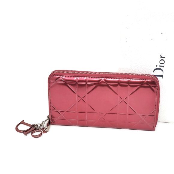 Dior Handbags - Auth Christian Dior Red Patent Leather ZippyWallet